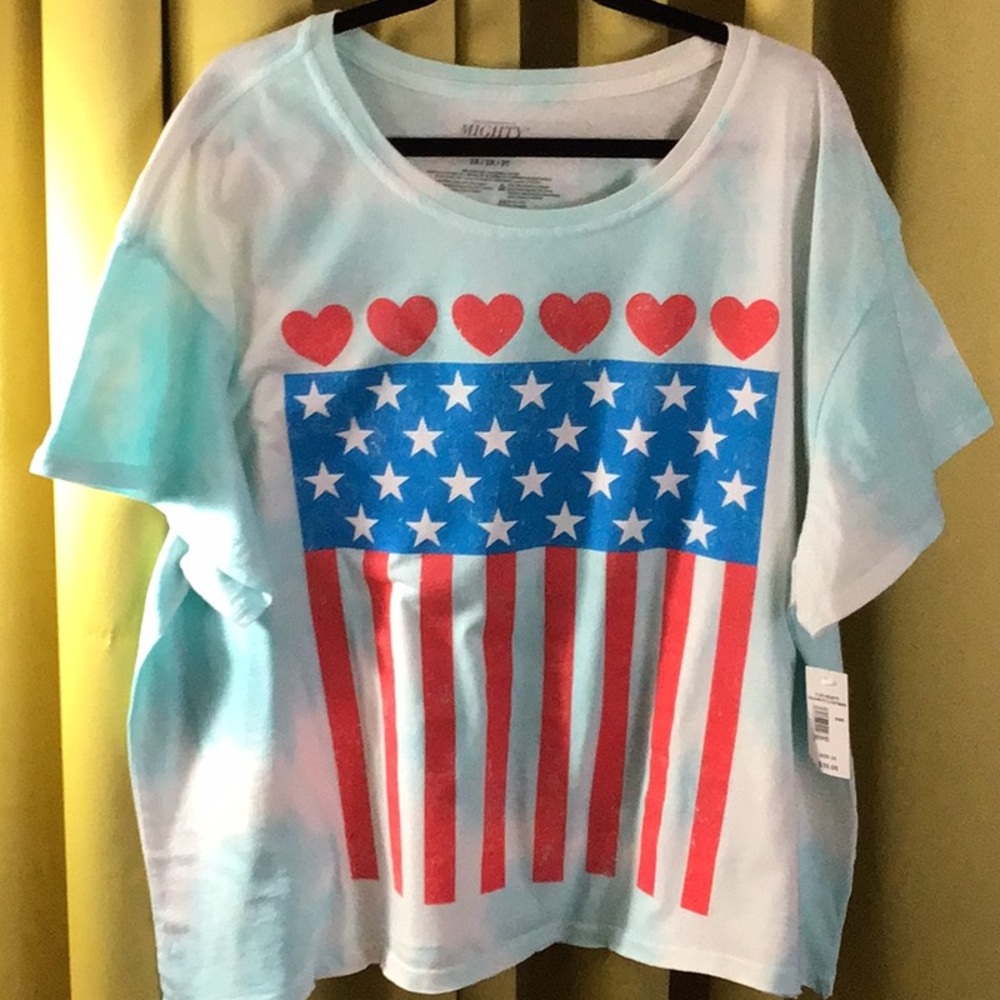 2X red white and blue crop t-shirt lot 76